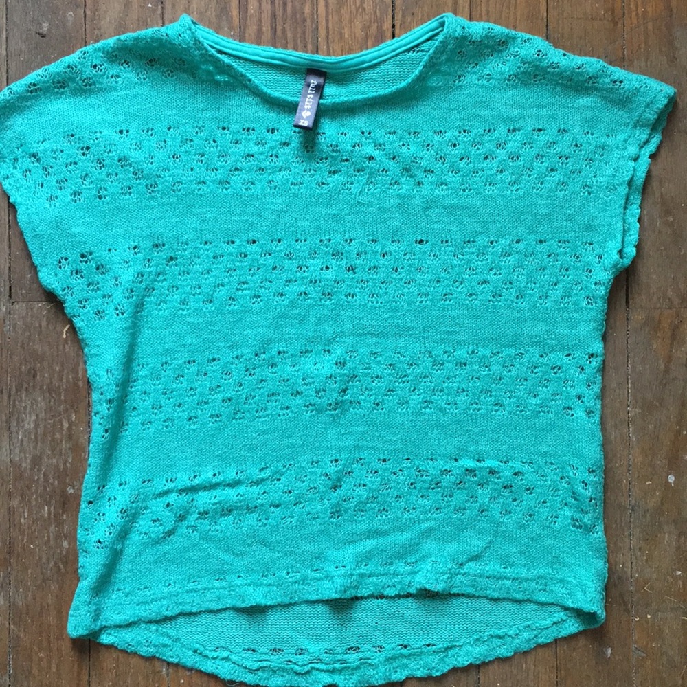 Crop top